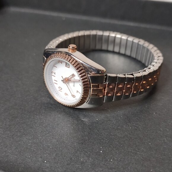 6 Inch Two Tone Metal Stretch Watch With White Dial - Picture 5 of 12